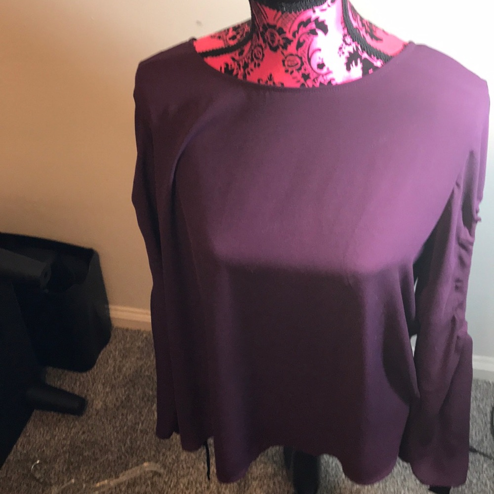 Context purple long sleeve draw sleeve top